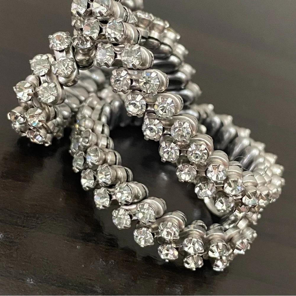Vintage Clear Rhinestones Silver-tone Expandable Choker Necklace - Picture 10 of 16
